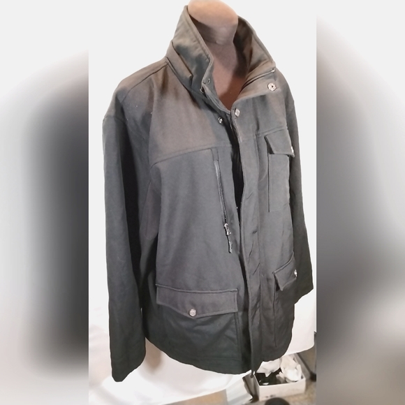 CB light weight jacket that has water resistant outer layer and fleece inside XL - Picture 1 of 5